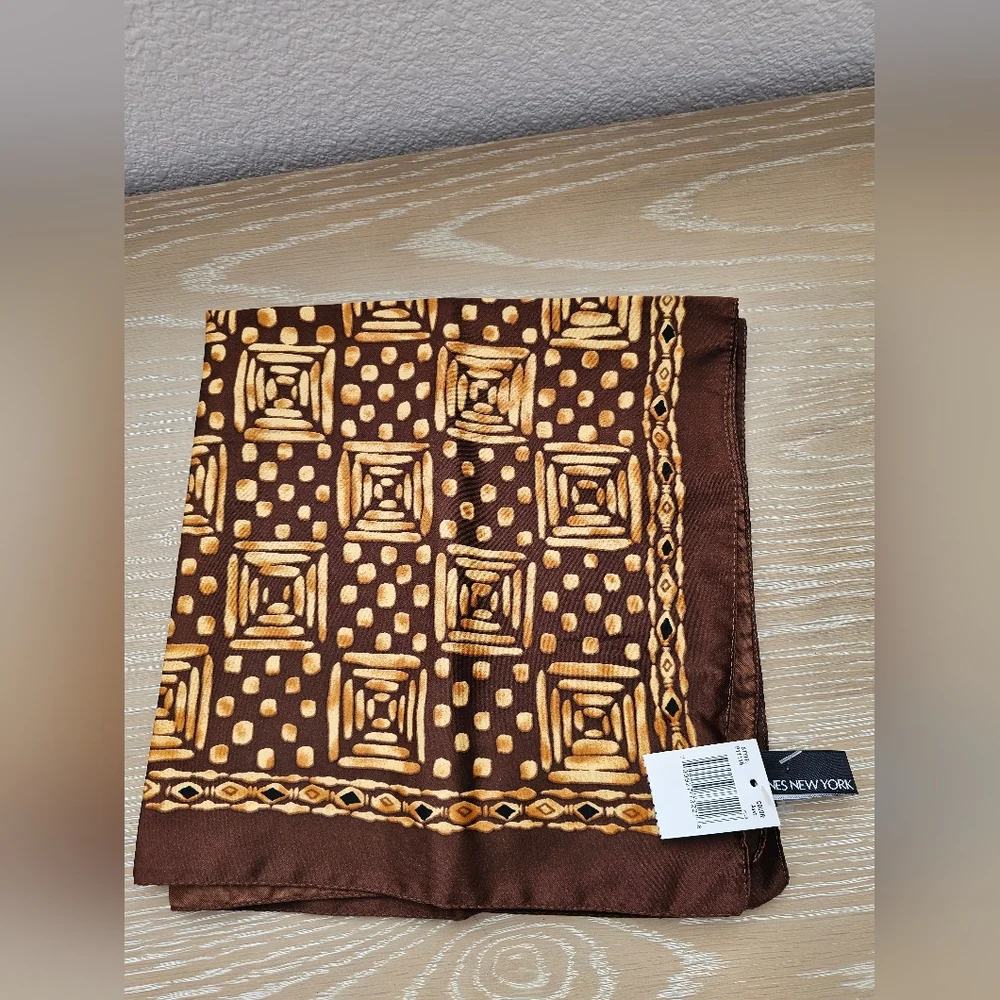 NWT Jones New York Made in Italy Scarf | Brown & Gold Geometric Silk-Feel Neck